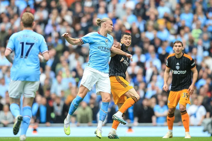 리즈 유나이티드 대 맨 시티